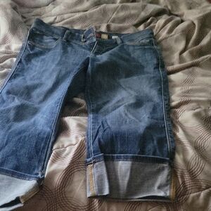 Old Navy Blue Cropped Ankle Jeans